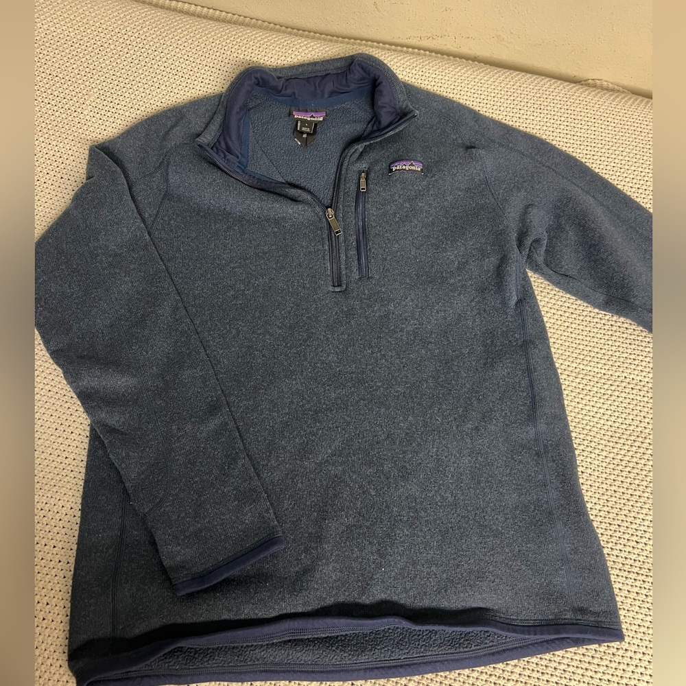 Patagonia quarter zip fleece